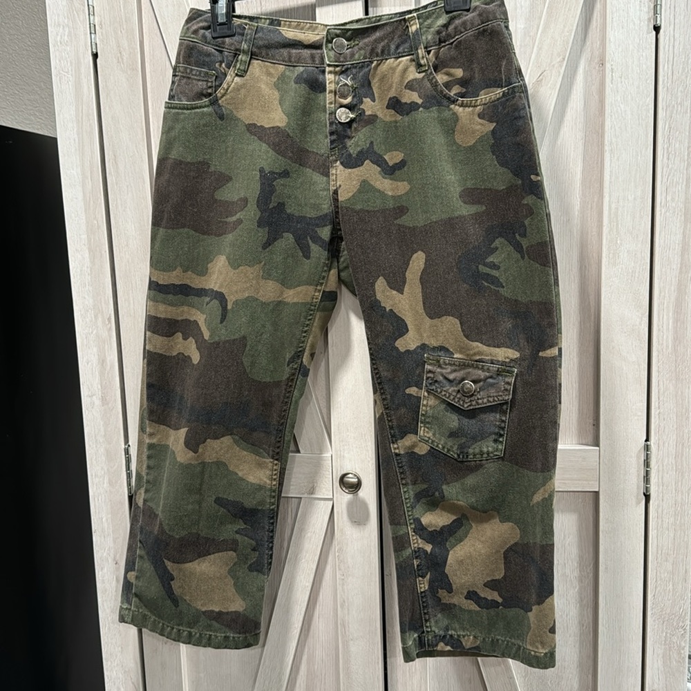 Lady Bell Ranger Camouflage cropped capri Size 6